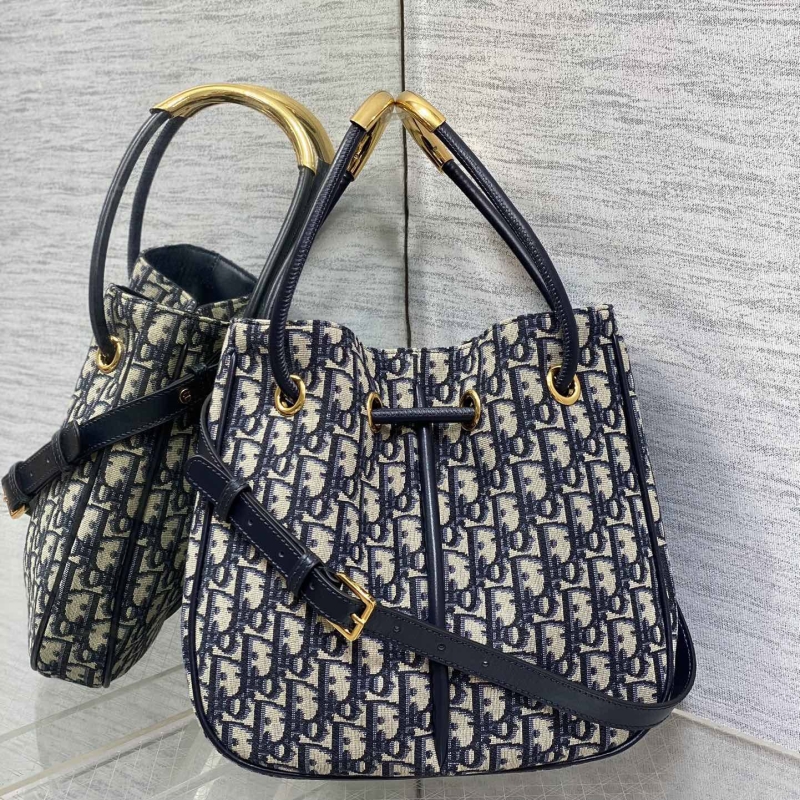 D*or top handle bags